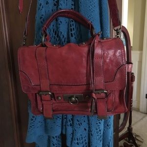Frye Vintage Messenger Crossbody bag- used- good